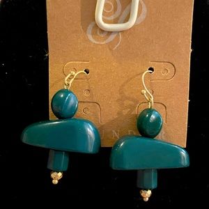 Plunder vintage earrings